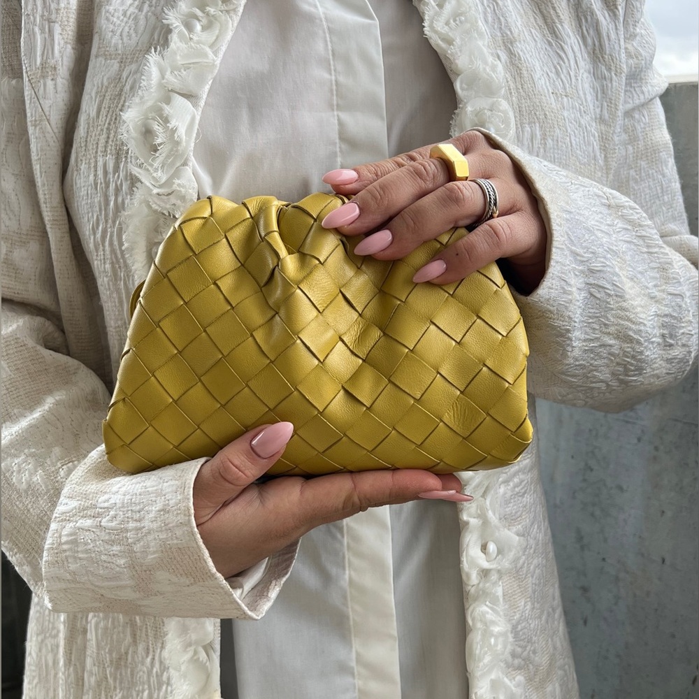 Botegga Veneta mini pouch leather clutch